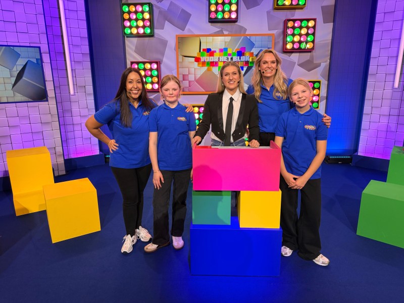 Voor het blok Chinouk Thijssen