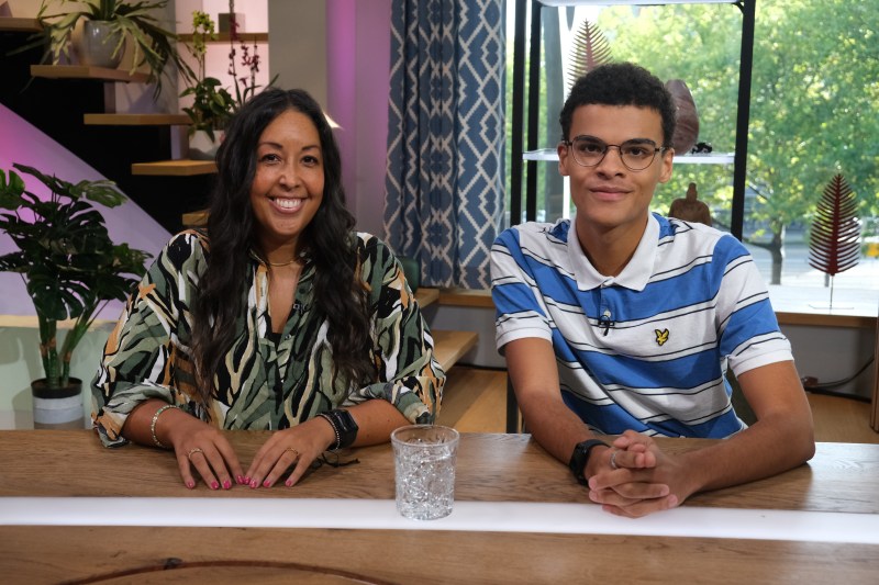 Koffietijd Chinouk Thijssen Boekenweek van Jongeren